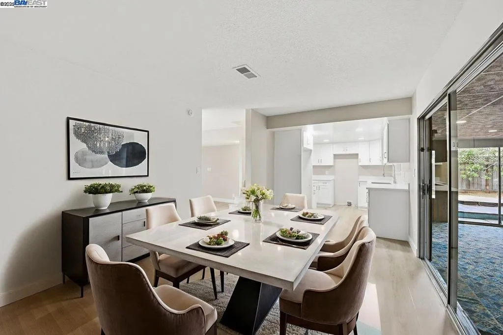 14544 Tiburon Rd, San Leandro, California 94577 home-pic-5